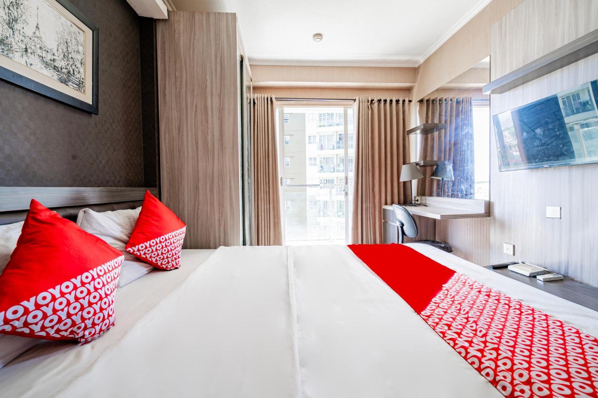 Oyo 94100 Gateway Pasteur Apartment By Ilyasa Бандунг Екстер'єр фото